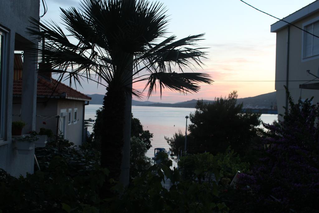 Apartment Cherie Trogir Exterior photo