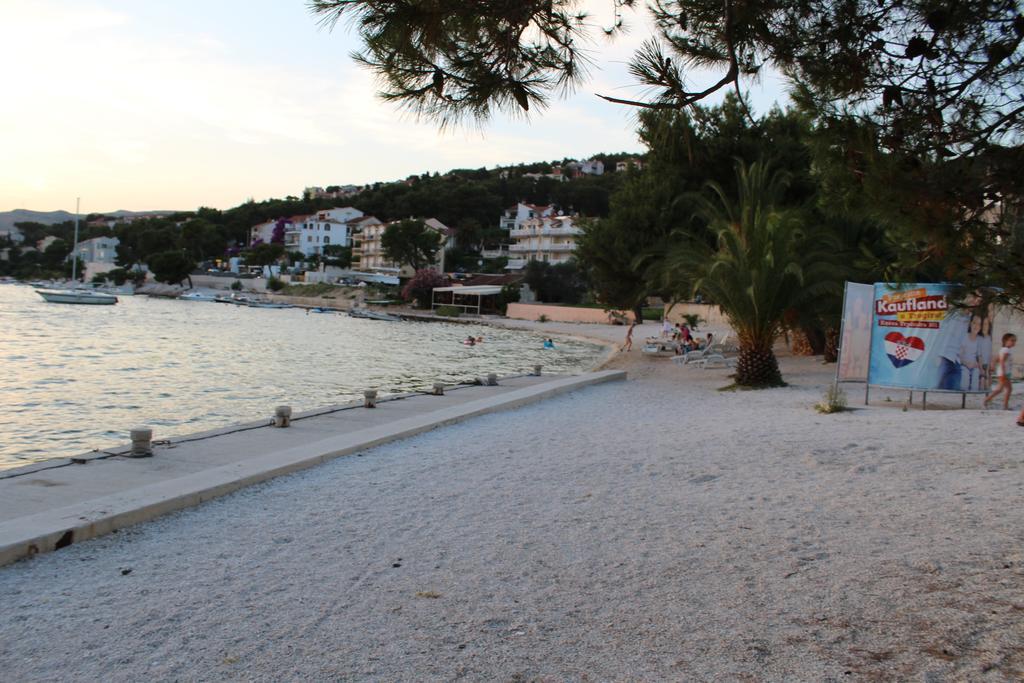Apartment Cherie Trogir Exterior photo