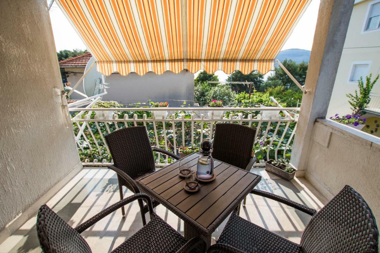 Apartment Cherie Trogir Exterior photo